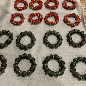 Green Glass Silver Wire Napkin Rings Red Orange Glass Beads Napkin Rings 16 TTL